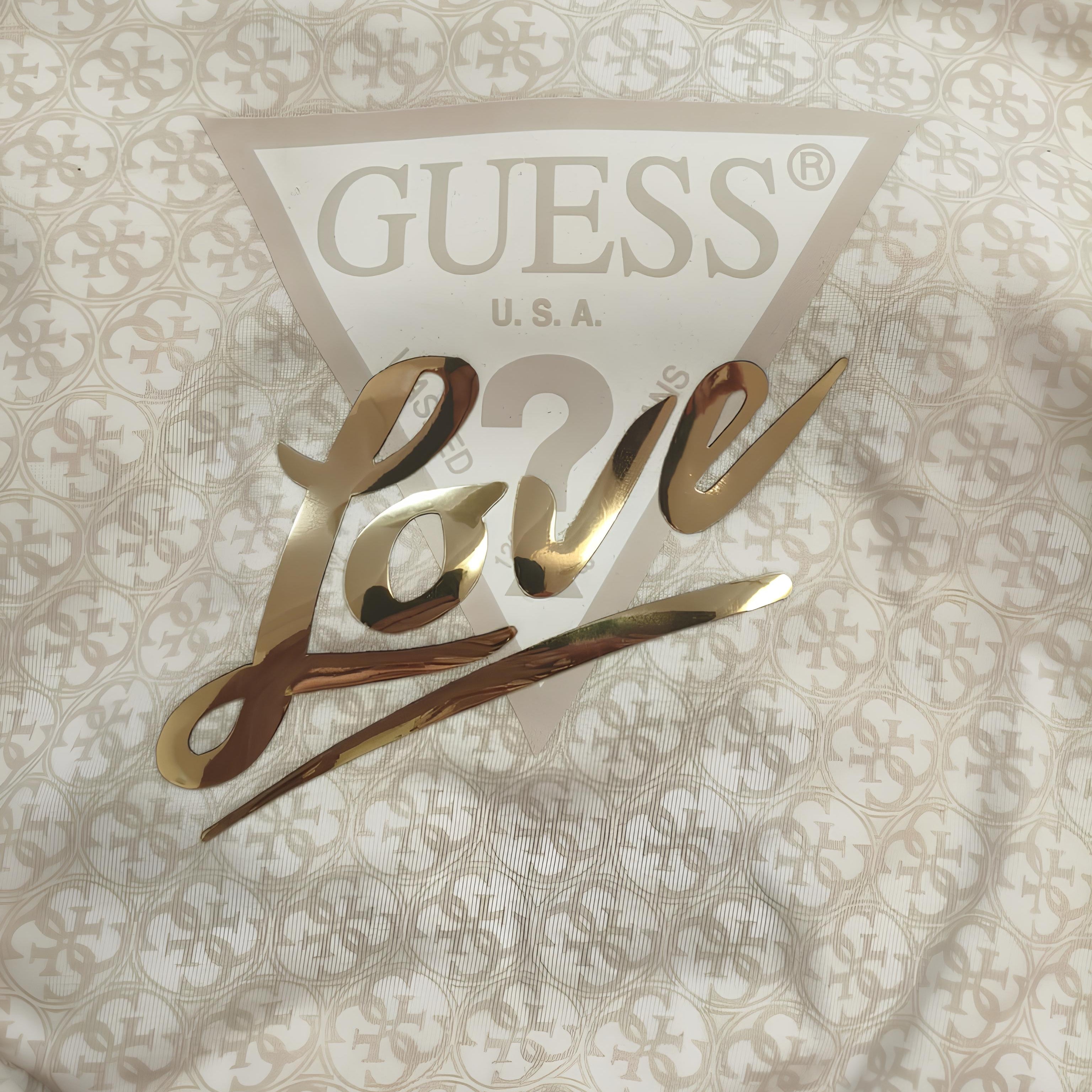 GUESS FELPA RAGAZZA LOGGATA. COTONE GARZATO.