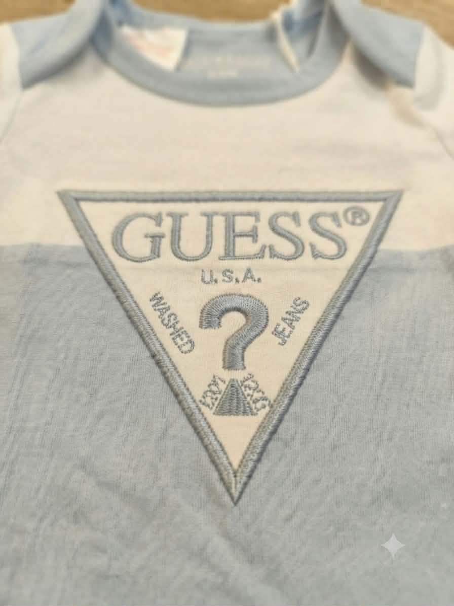 GUESS COMPLETO 2 PZ. NEONATO. COTONE.